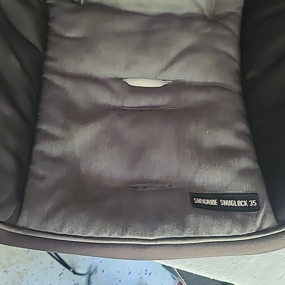 Graco Snugride Snuglock 35 Click Connect Fabric Seat Cover Padding Cushion Gray - Picture 3 of 12